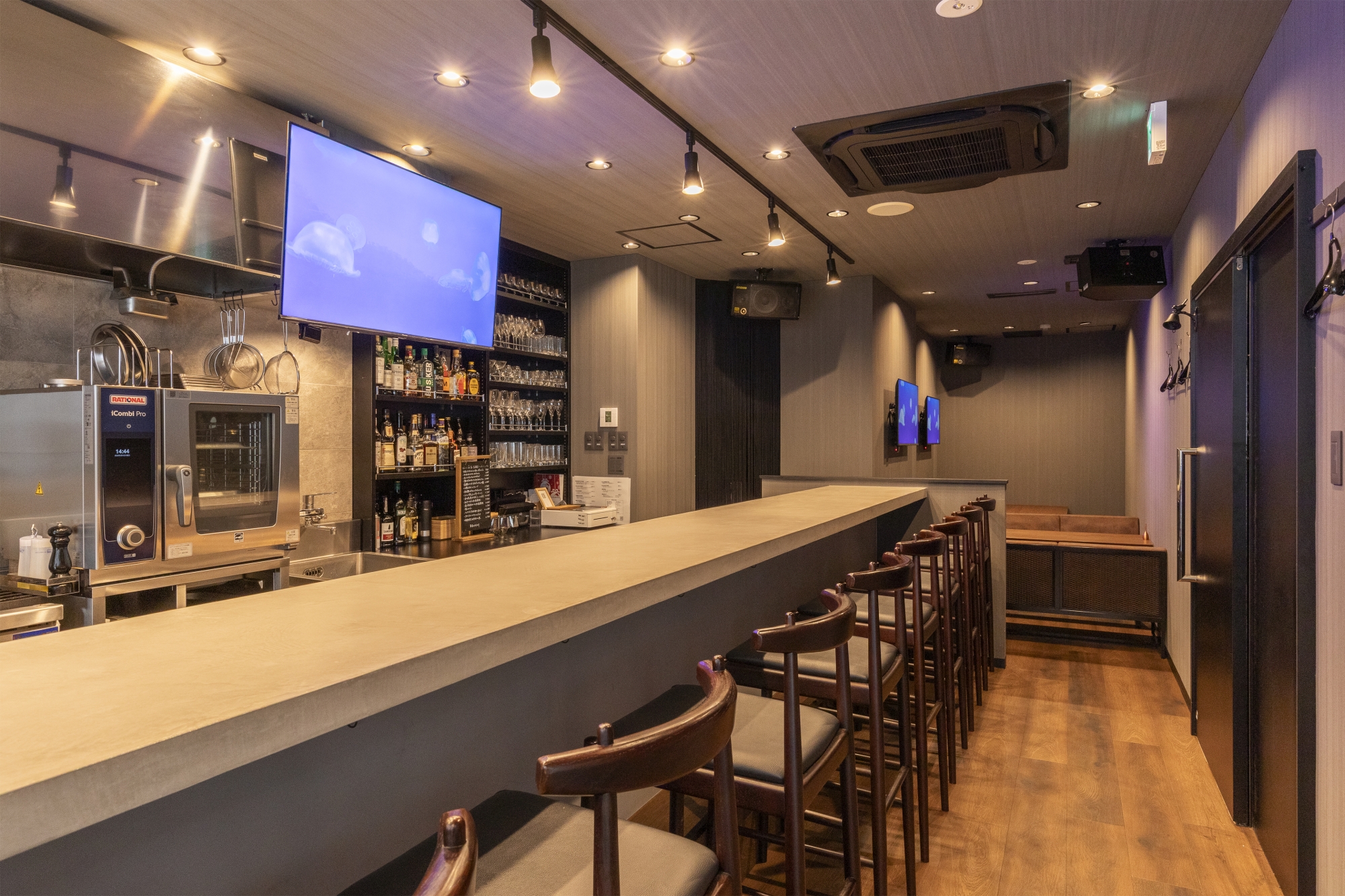 内観バックグラウンドイメージ